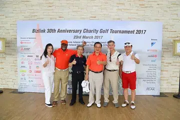 Rebecca Tan, Godfrey Robert, Alvin Lim, Seah Kian Peng, Wong King Yoong & Mr Chris Tan