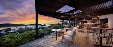 Alfresco dining