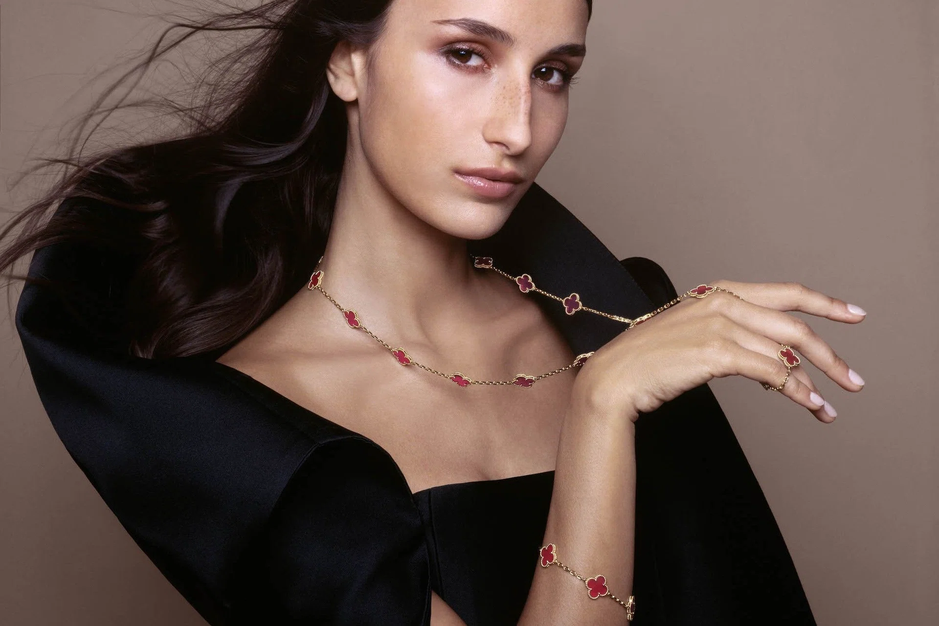 Van Cleef & Arpels Vintage Alhambra 20-motif long necklace and 5-motif bracelet in yellow gold with pink enamel