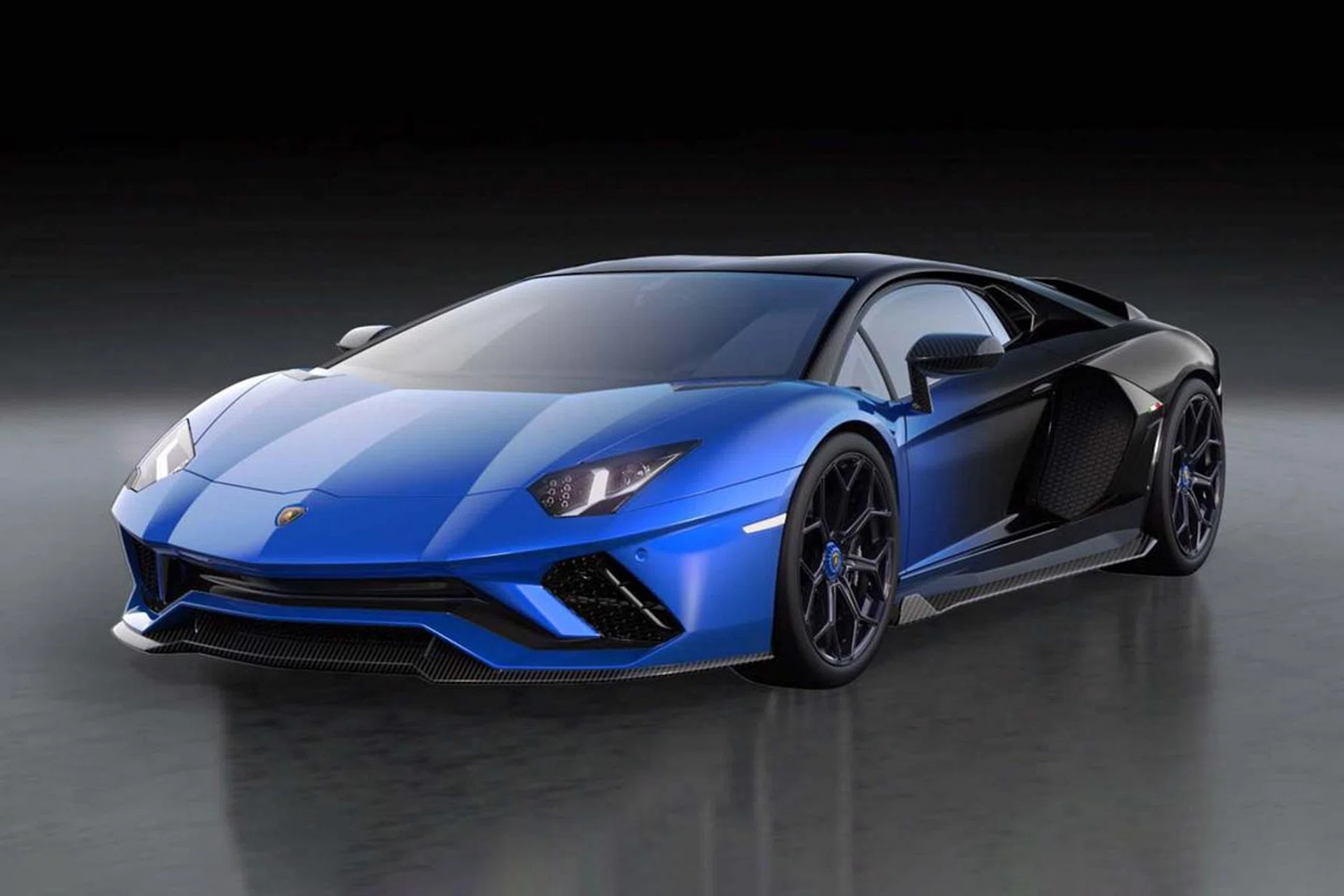 Lamborghini AVENTADOR