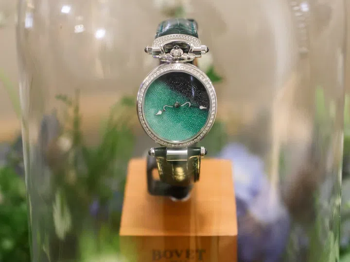 Bovet’s Miss Audrey Sweet Art watch features the patented Amadeo convertible case system. (Photo: Bovet)