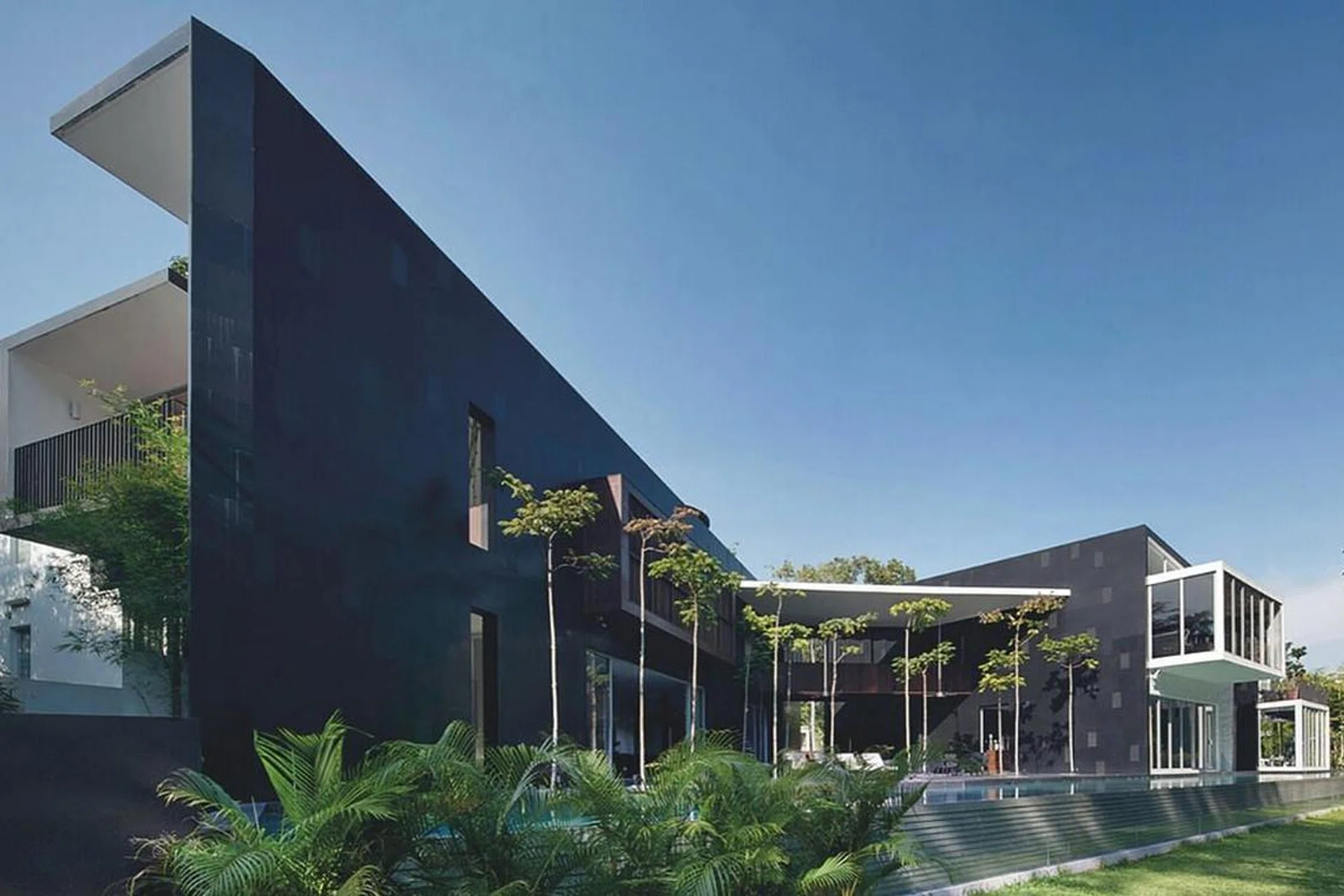 Good Class Bungalows Buying Selling