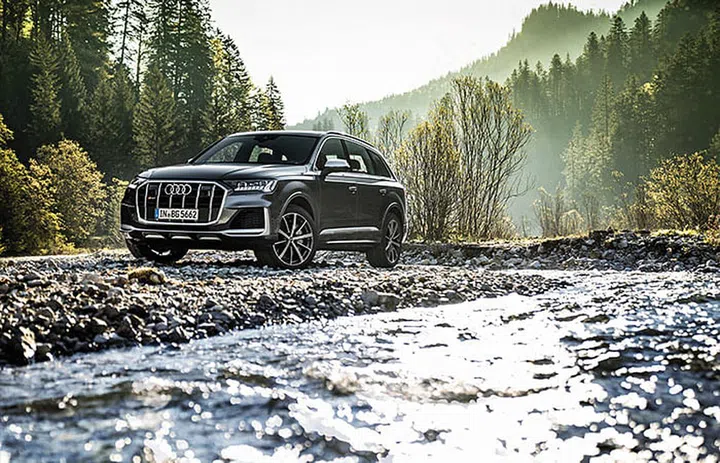 Audi Singapore SUV SQ3 sports car electric