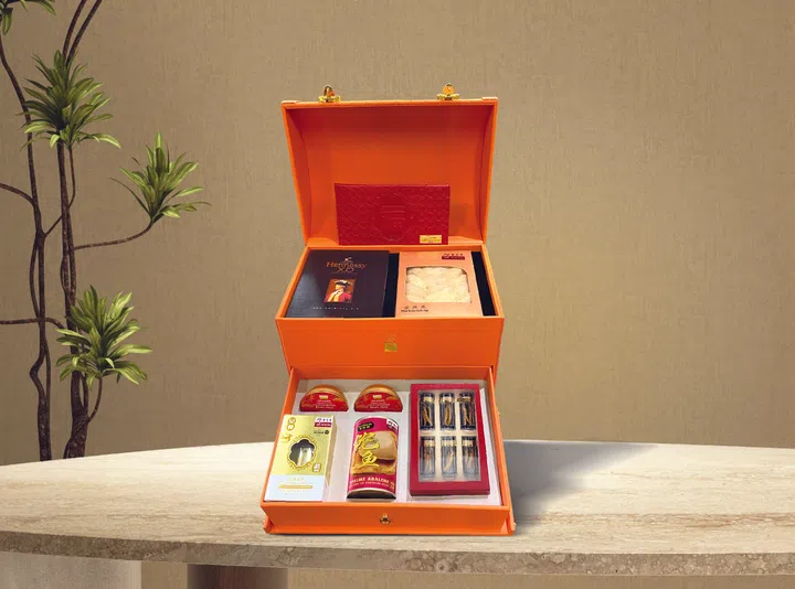 chinese new year hampers