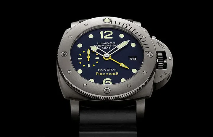 Luminor Submersible 1950 3 Days GMT Automatic Titanio Pole2Pole