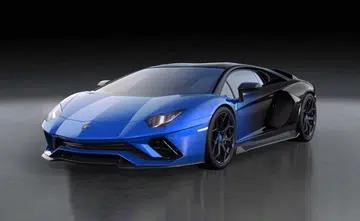 Lamborghini AVENTADOR