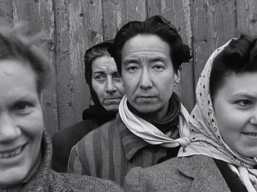 A screen grab of a YouTube trailer featuring Nadine Hwang (centre) in the documentary Nelly & Nadine. (Documentary Nelly & Nadine)