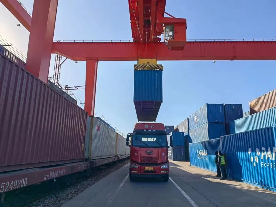 A China Railway Express train loaded with goods bound for Moscow from Shijiazhuang in Hebei, 28 April 2023. (CNS)