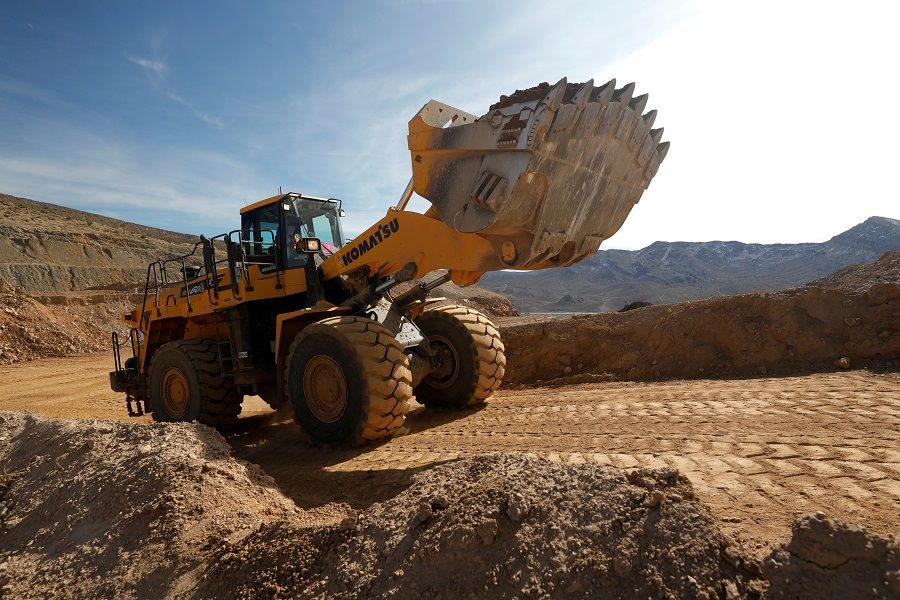 A wheel loader takes ore to a crusher at the MP Materials rare earth mine in Mountain Pass, California, 30 January 2020. (Steve Marcus/File Photo/Reuters)
