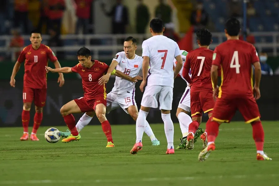 This photo shows the FIFA World Cup Qatar 2022 qualifying round Group B football match between Vietnam and China at My Dinh National Stadium in Hanoi on 1 February 2022. (Nhac Nguyen/AFP)