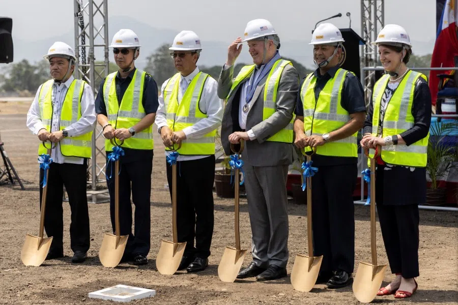 The groundbreaking ceremony for an airstrip extension and rehabilitation project under the Enhanced Defense Cooperation Agreement (EDCA) agreement, at Basa Air Base in Pampanga, Philippines, 20 March 2023. (Eloisa Lopez/Reuters)