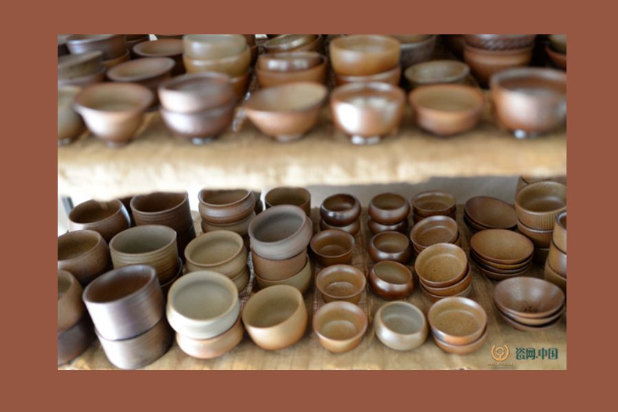 Ceramics made in Dehua county. (Internet)