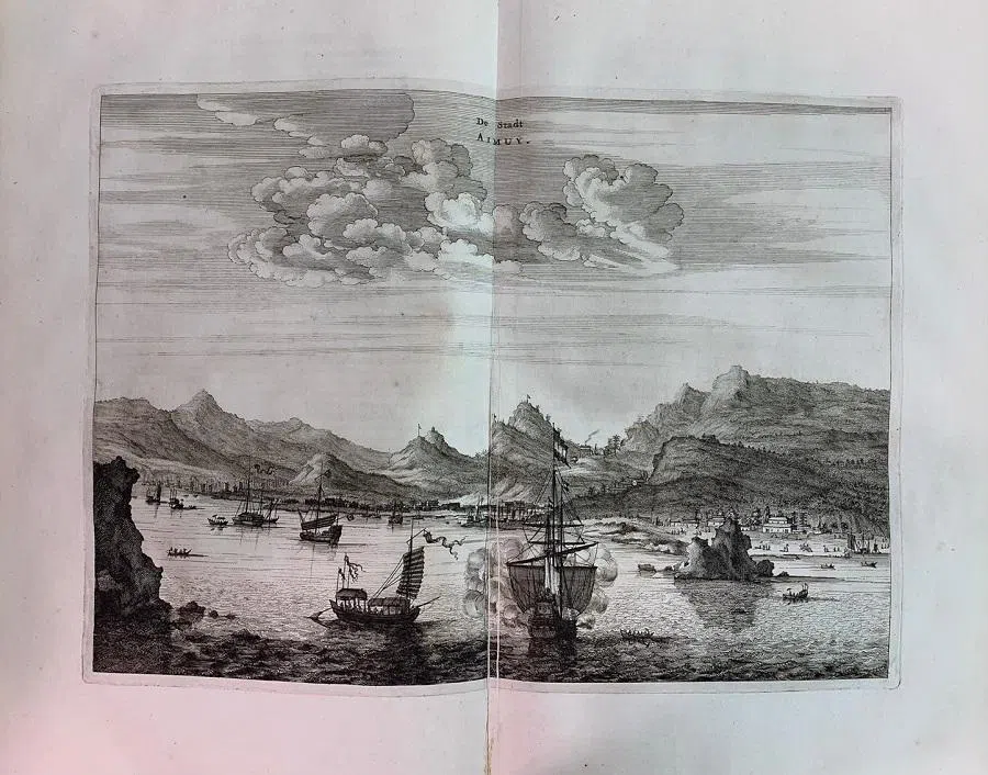 A 17th-century Dutch illustration of the Battle of Xiamen at sea.