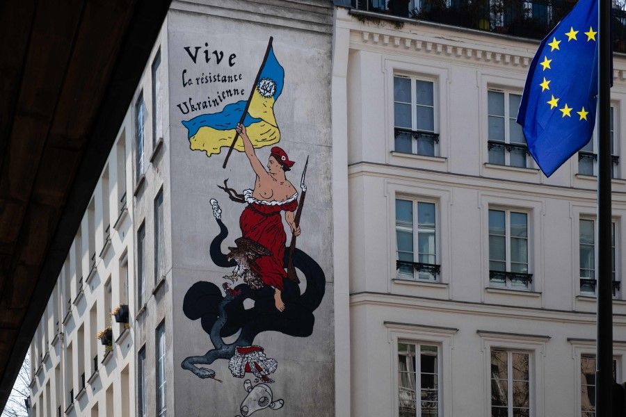 View of a fresco "Long Live the Ukrainian Resistance" is painted on a wall in the French capital Paris on 26 March 2022. (Joel Saget/AFP)