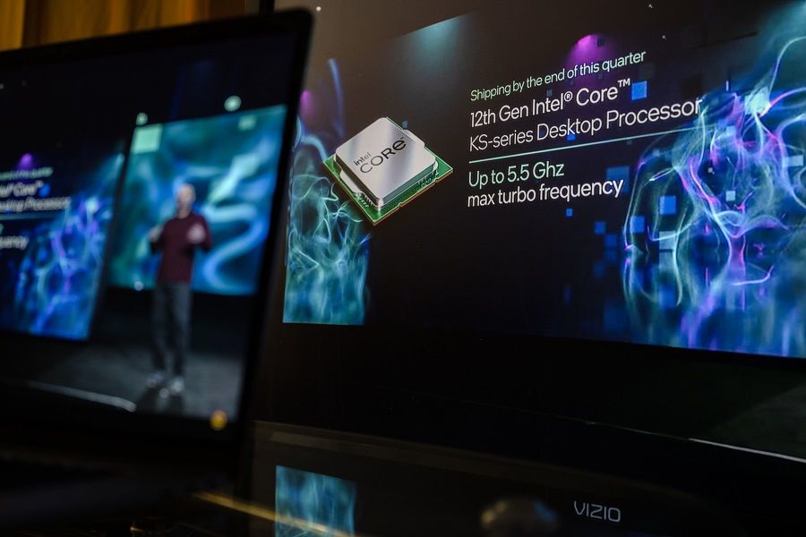12th-generation core chips are debuted during an Intel live-streamed event at the CES 2022 trade show in Las Vegas, Nevada, US, on 4 January 2022. (Bridget Bennett/Bloomberg)