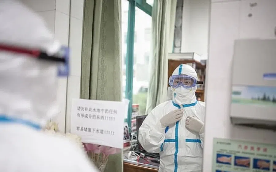 Ai Fen regrets not relentlessly screaming loudly to alert the public about the outbreak. (Weibo)