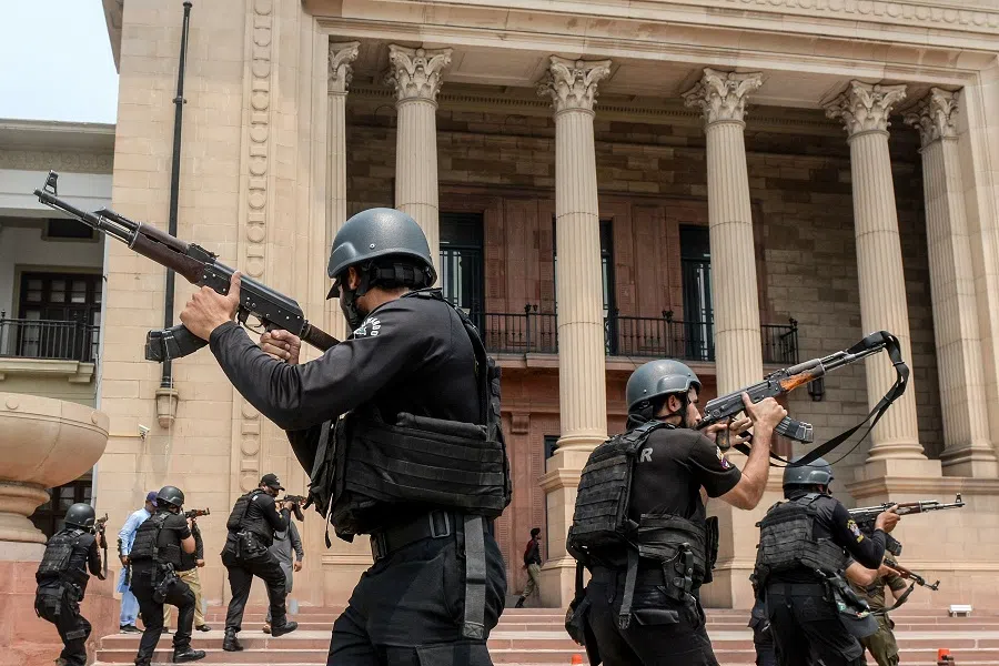 Police commandos take part in a security drill at the Punjab Assembly in Lahore, Pakistan on 9 May 2025, following ongoing border tensions between India and Pakistan after the Kashmir tourist attack. (Murtaza Ali/AFP)