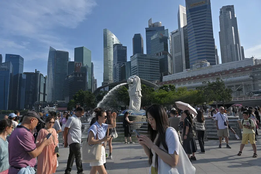 People at the Merlion Park in Singapore. (SPH Media)