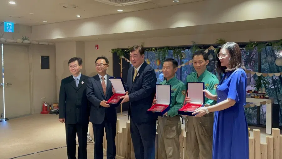 Chinese ambassador to South Korea Xing Haiming (third from left) at an event celebrating the third birthday of the panda Fu Bao, in the Panda World at Everland Resort, Yongin, South Korea. (CNS)