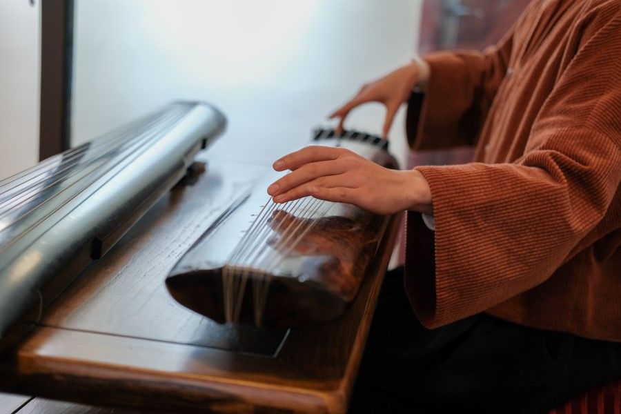 A guqin player practising their art. (iStock)