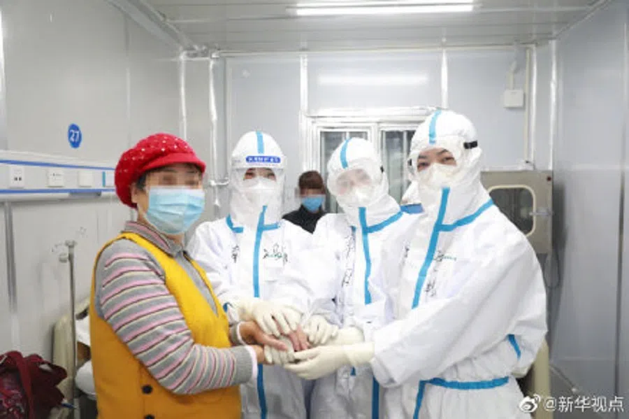 The China Women's Development Foundation had donated 40,000 packs of sanitary pads to female medical staff in Wuhan. (Weibo)