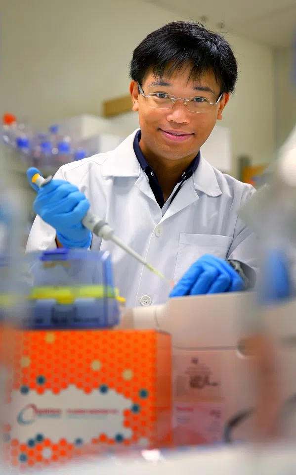 Samuel Gan in the laboratory at A*STAR in 2014. (SPH Media)