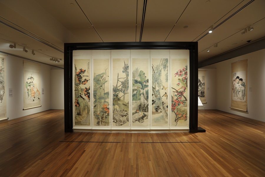 Showcasing rare masterpieces of Chinese ink, the Xiu Hai Lou Collection includes breathtaking pieces by major artists such as Ren Bonian, Qi Baishi, Xu Beihong and Zhang Daqian. (National Gallery Singapore)
