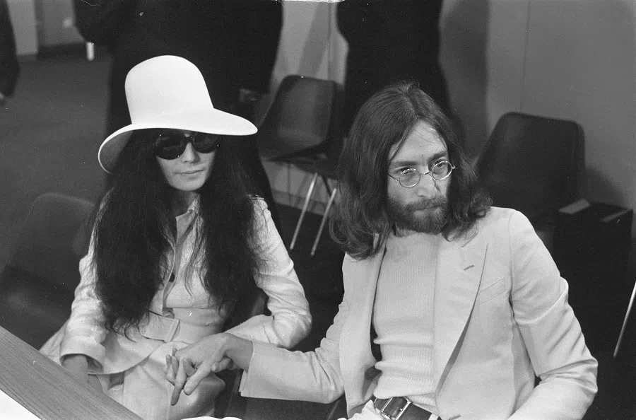John Lennon and Yoko Ono. (Wikimedia)