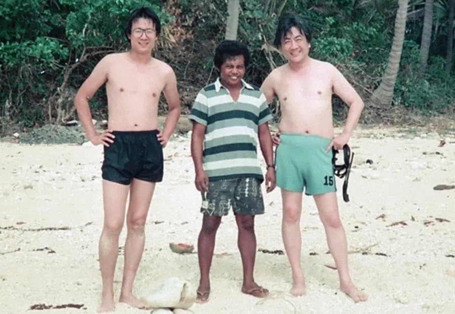 Chen Yingzhen and me on a beach on an outlying island in the Philippines in 1987.