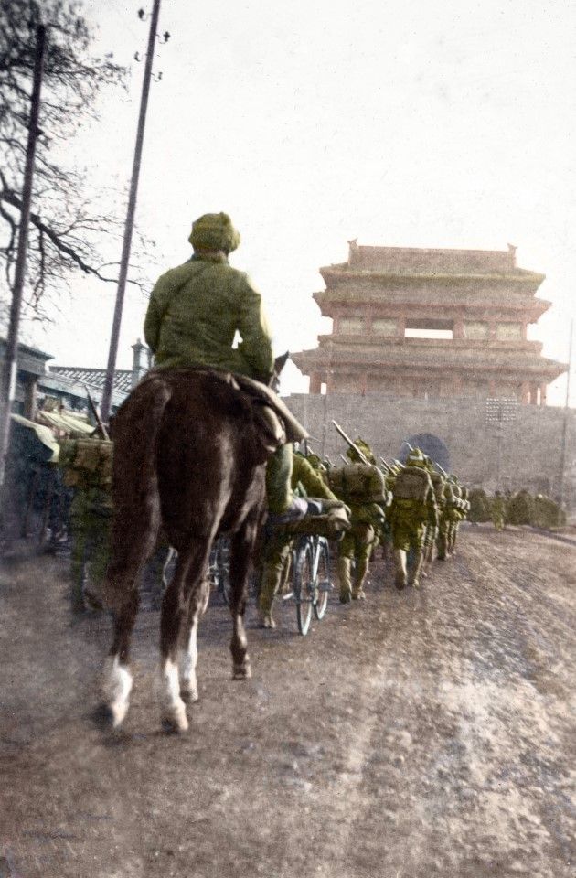 In 1937, Japanese troops entered Beijing. After the Boxer Rebellion, Japan became a major power and gained the right to station troops in Beijing, while China completely lost its sovereignty.