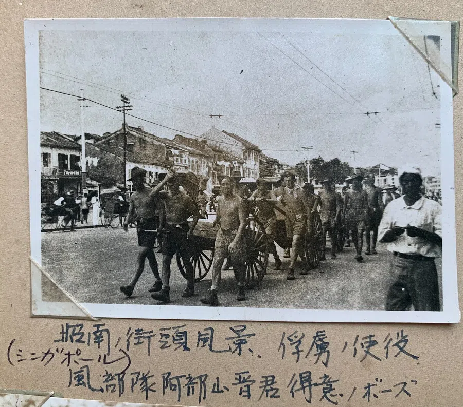 Surrendered British soldiers were made to clean up public areas after the Japanese army occupied Singapore in late February 1942.