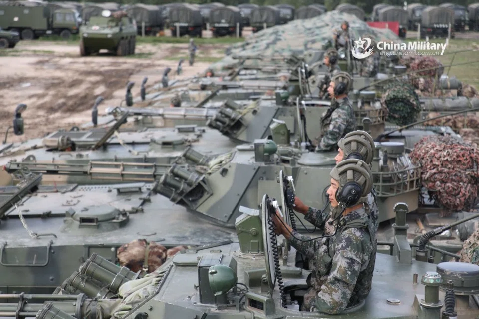 Infantrymen assigned to a combined arms brigade under the PLA 78th Group Army get well-prepared in positions during a tactical training exercise in early August, 2020. (eng.chinamil.com.cn/Feng Cheng)