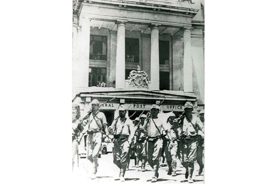 When they renamed it Shonan in 1942, the only place given a Japanese name, they saw it as the region's imperial base. The photo shows Japanese soldiers marching in front of the General Post Office in Singapore during the Japanese Occupation. (SPH)