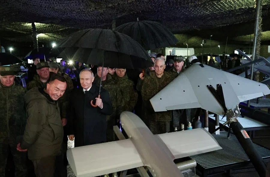 Russian President Vladimir Putin observes military hardware at the Chebarkul range in Chelyabinsk Region, Russia, 2 October 2026.