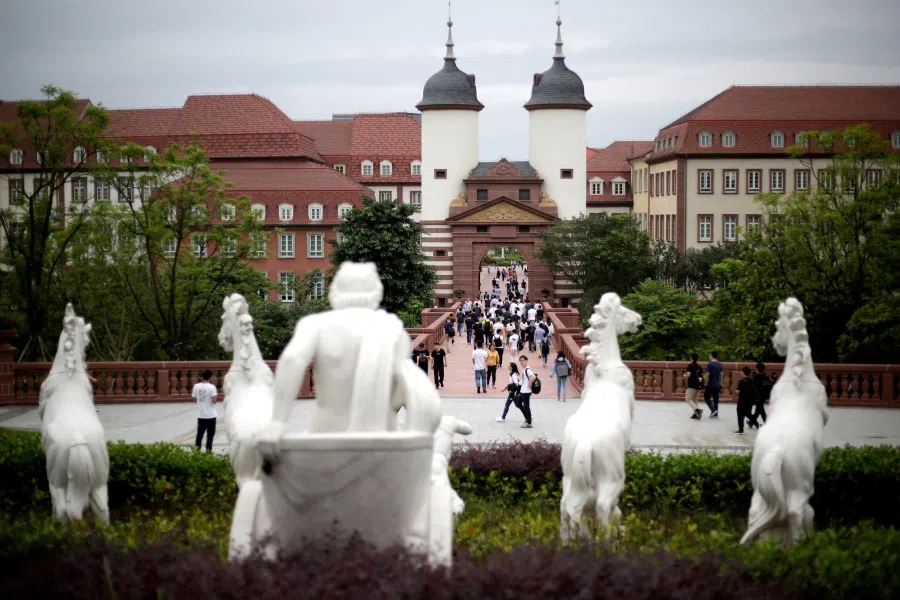 Employees are seen after a workday at Huawei Songshan Lake New Campus in Dongguan, Guangdong province, China, 30 May 2019. (Jason Lee/REUTERS)