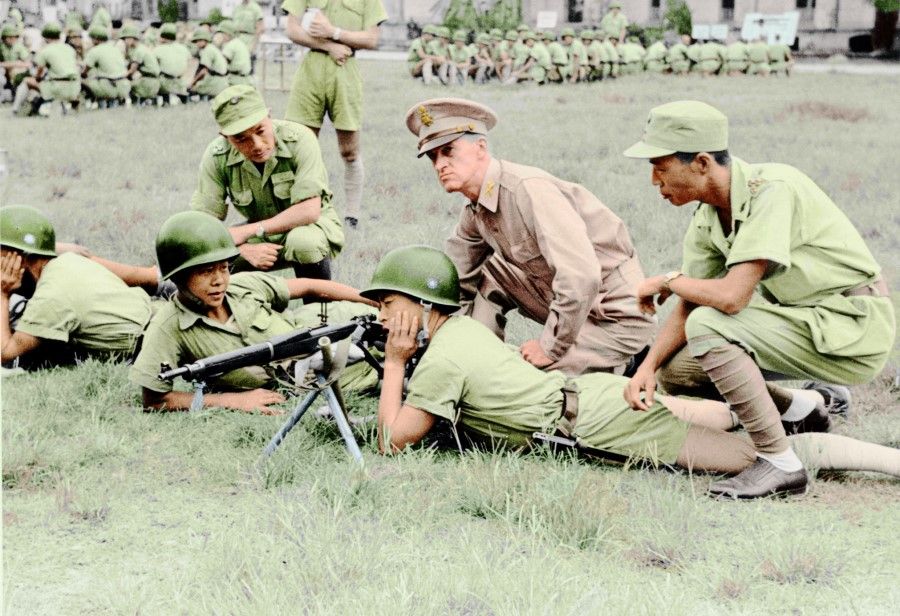 The Military Assistance Advisory Group training KMT troops to use automatic rifles provided by the US, 1951. After the Korean War broke out, the US government sent an advisory group to Taiwan to strengthen its military.