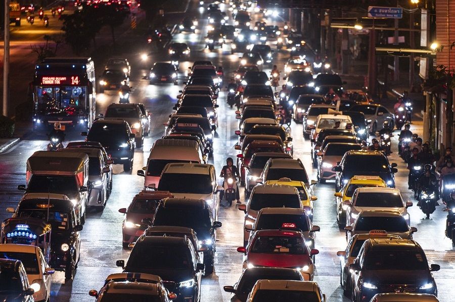 Vehicles in traffic in Bangkok, Thailand, on 17 January 2024. (Sirachai Arunrugstichai/Bloomberg)