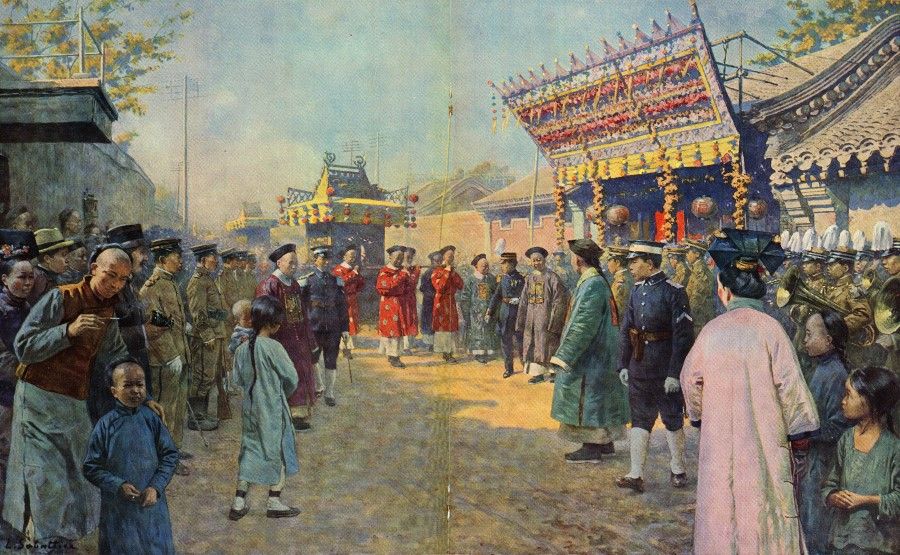 In 1922, the already-abdicated Aisin Gioro Puyi and Wanrong were married. This is an image in a Western publication depicting the wedding, which retained the royal touch.