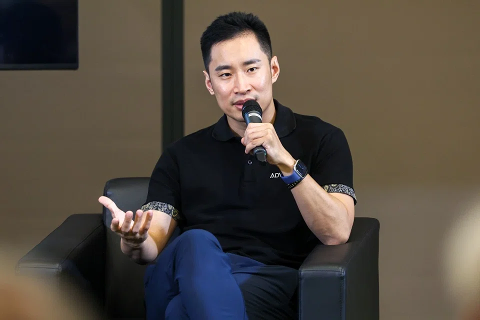 ADVANCE.AI CEO Shou Dong shares his entrepreneurial experience and views on the current generative artificial intelligence (AI) wave at a fireside chat. (SPH Media)