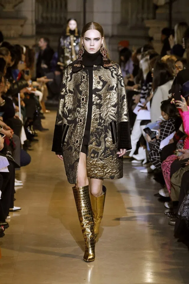 Andrew Gn AW20.21 runway show shot, Look 42.