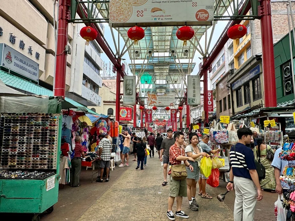 Malaysia's pro-business policies, low consumption levels and multicultural environment have attracted many new immigrants from China.