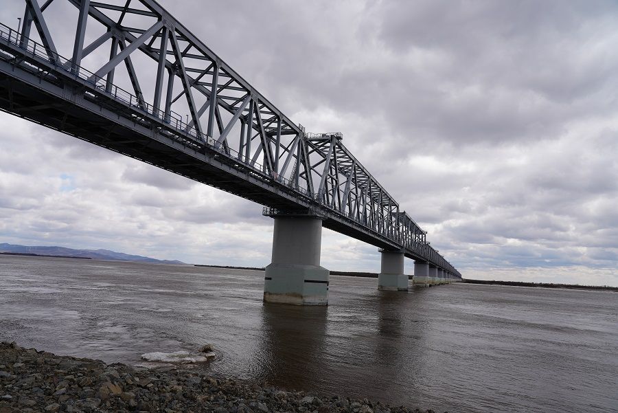 The Tongjiang-Nizhneleninskoye bridge. (Photo: Press centre of the Presidential Plenipotentiary Envoy to the Far Eastern Federal District/Licensed under CC BY 4.0)