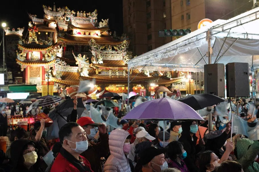 People attend a campaign rally for Chen Shih-chung, Taipei's mayoral candidate from the ruling Democratic Progressive Party (DPP), in Taipei on 5 November 2022. (Sam Yeh/AFP)