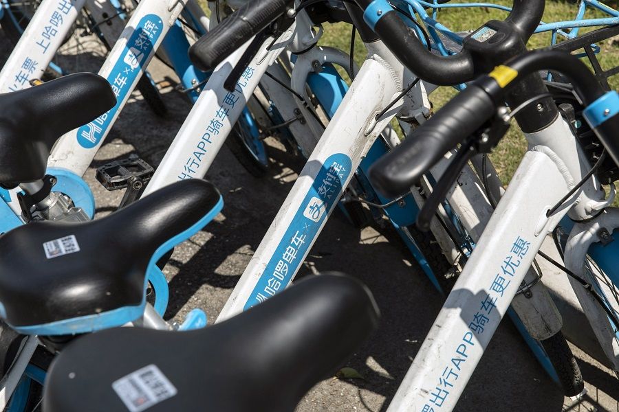 Signage for Ant Group's Alipay digital payment service on Hello Inc. bicycles in Shanghai, China, on 26 April 2021. (Qilai Shen/Bloomberg)