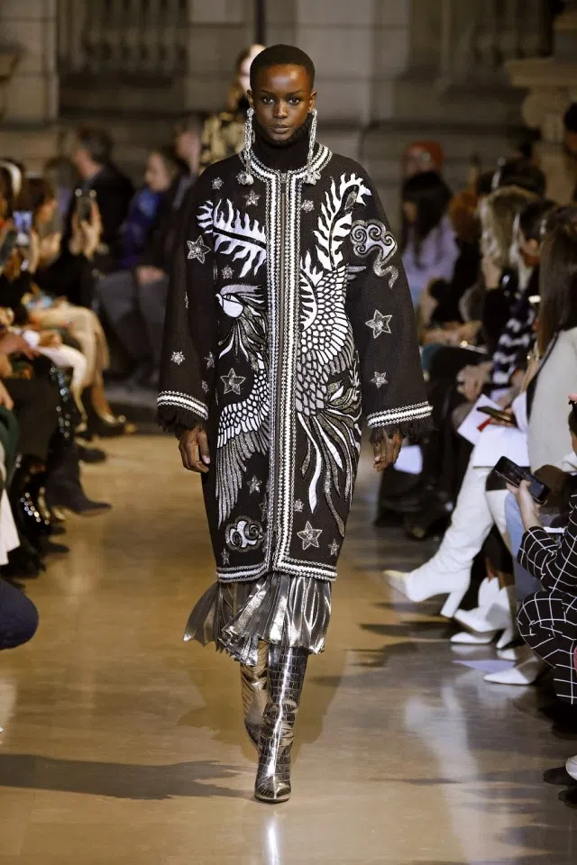 Andrew Gn AW20.21 runway show shot, Look 41.
