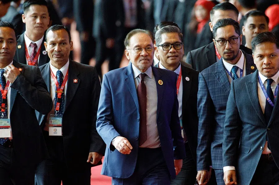 Malaysian Prime Minister Anwar Ibrahim (centre), leaves a meeting room during the 46th Association of Southeast Asian Nations (Asean)-Gulf Cooperation Council (GCC) summit in Kuala Lumpur, Malaysia, on 27 May 2025. (Samsul Said/Bloomberg)