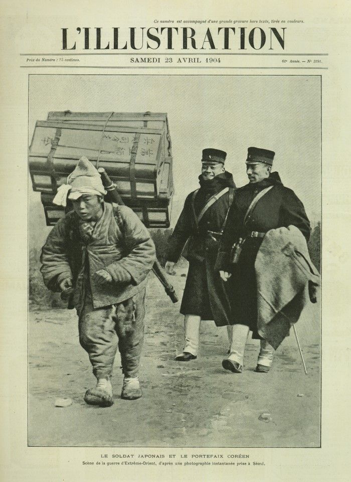 An illustrated report in L'Illustration, 23 April 1904, captioned: Japanese soldiers with a Korean porter. This image shows how the Japanese troops used Korean civilians as labourers, and their disregard for the people.