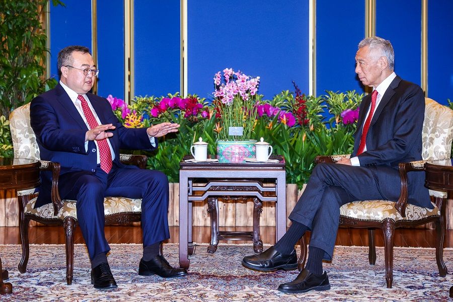 Singapore's Prime Minister Lee Hsien Loong (right) met Liu Jianchao, Minister of the International Department of the Communist Party of China, at the Istana in Singapore on 27 March 2024. (SPH Media)