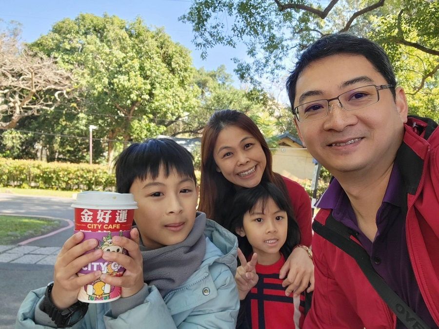 Engineer Janice Liu, who works at a firm located within the HSP, pictured here with her family. ( (Photo provided by interviewee))