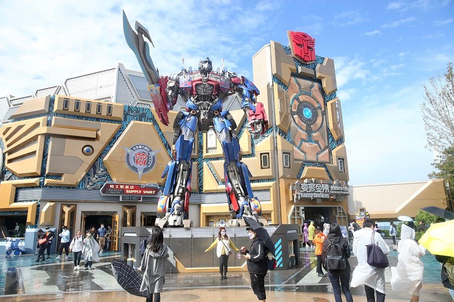 People tour Transformers: Metrobase at Universal Studios Beijing, China, 20 September 2021. (CNS)